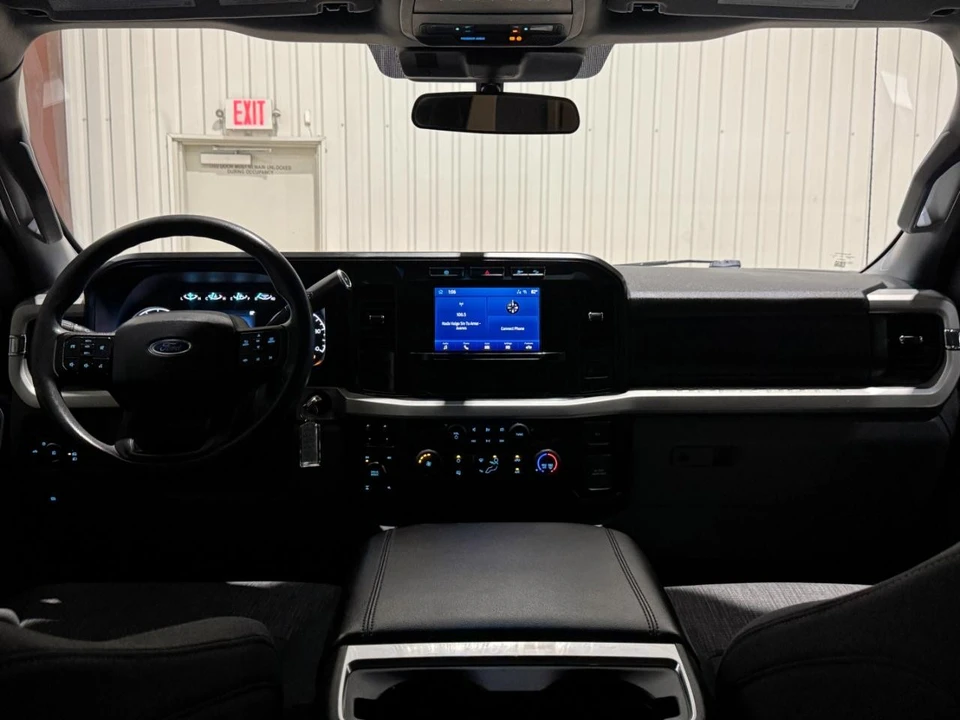 2024 Ford Super Duty 5th Gen - Image 20 of 31