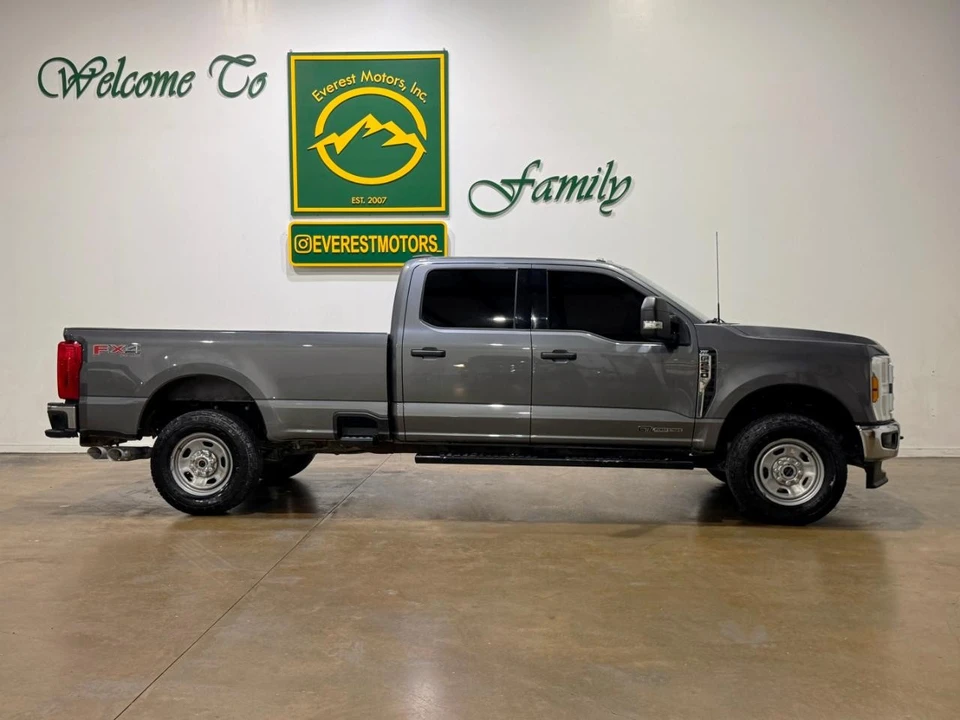 2024 Ford Super Duty 5th Gen - Image 2 of 21