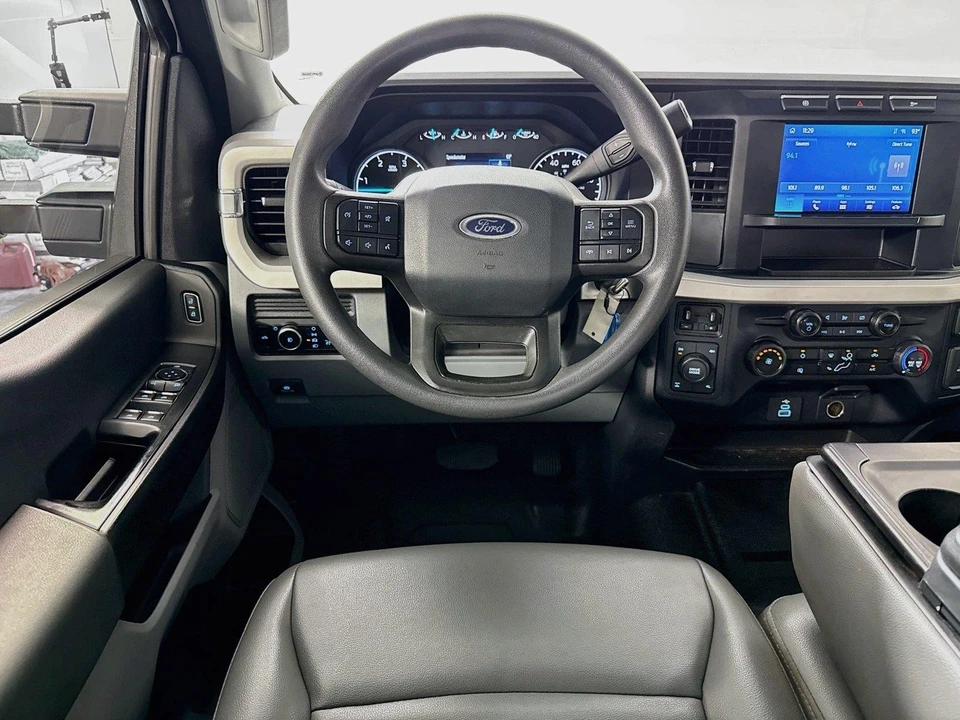 2024 Ford Super Duty 5th Gen - Image 12 of 31