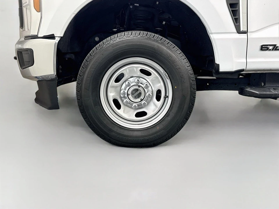 2024 Ford Super Duty 5th Gen - Image 31 of 31