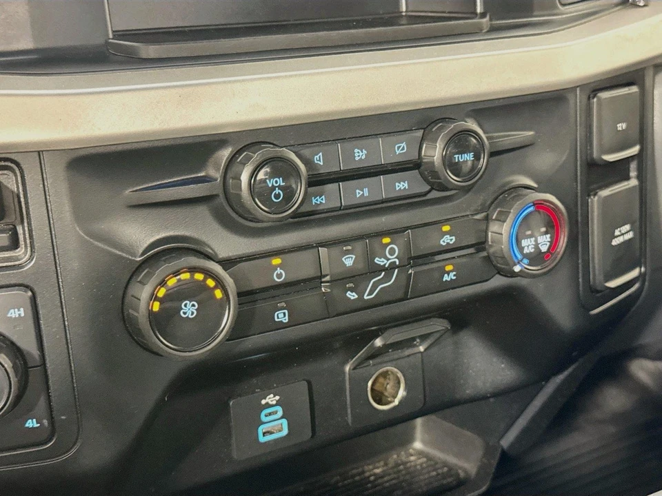 2024 Ford Super Duty 5th Gen - Image 22 of 31