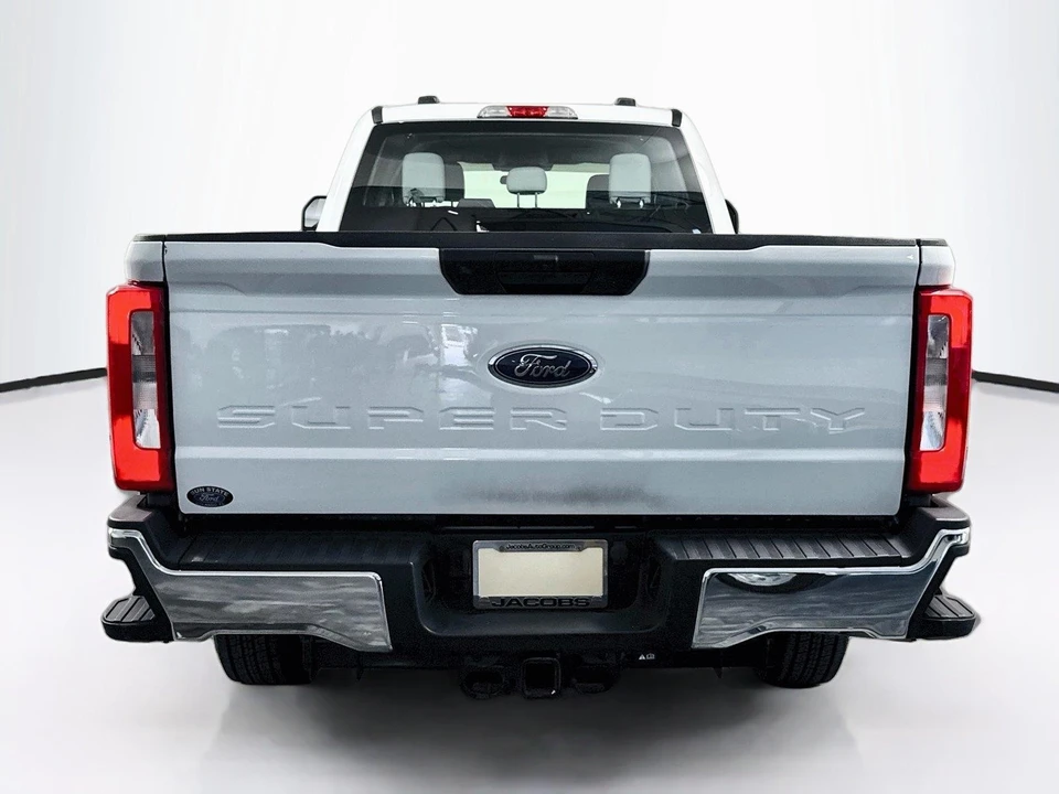 2024 Ford Super Duty 5th Gen - Image 4 of 31