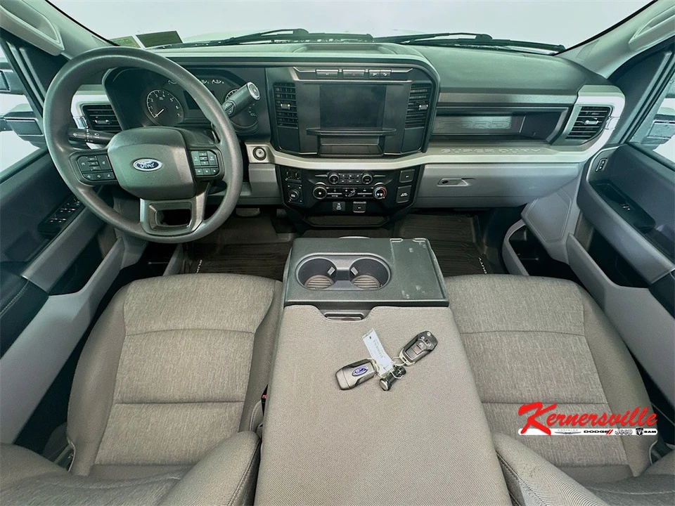 2024 Ford Super Duty 5th Gen - Image 10 of 12
