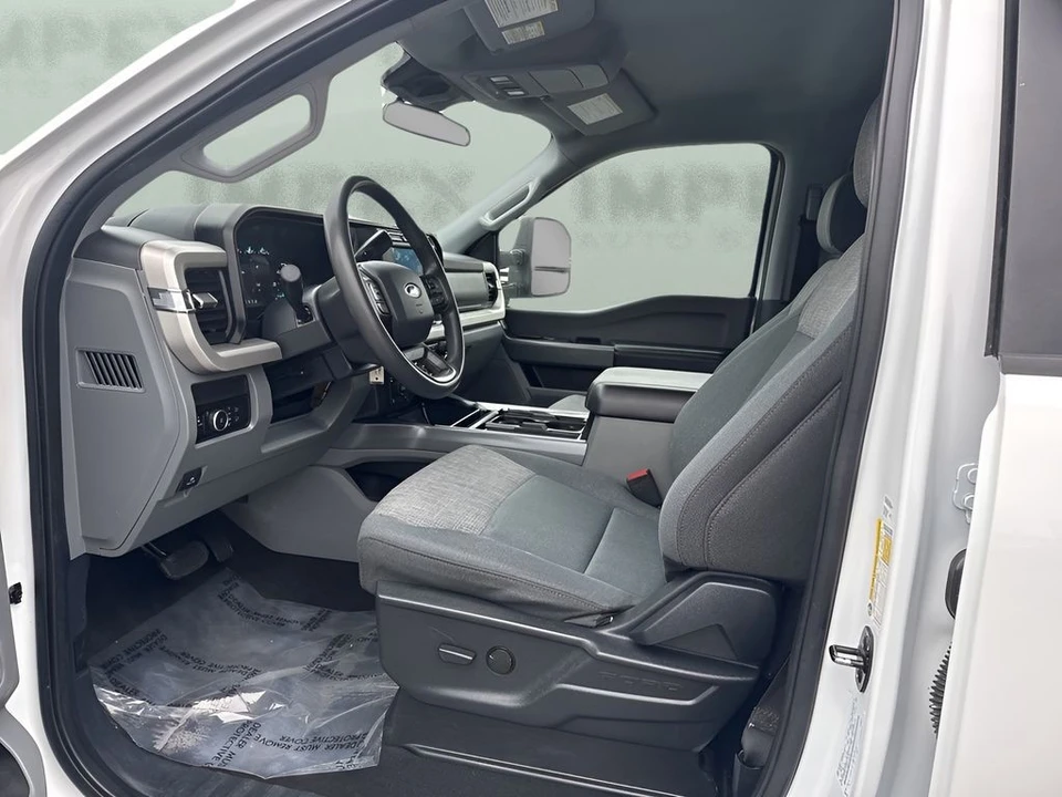 2024 Ford Super Duty 5th Gen - Image 9 of 12