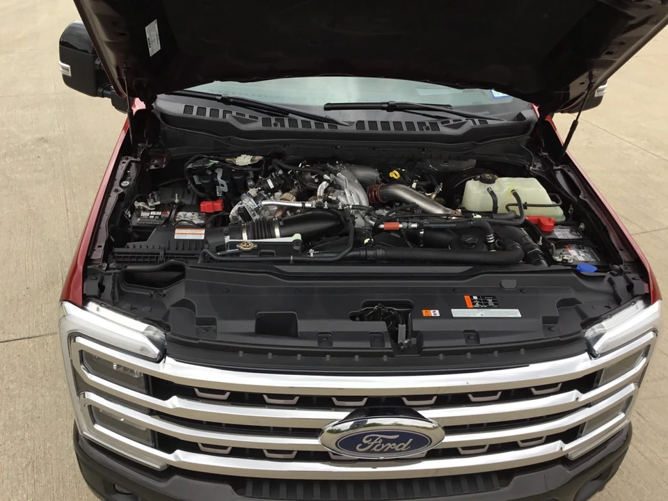 2024 Ford Super Duty 5th Gen - Image 18 of 21