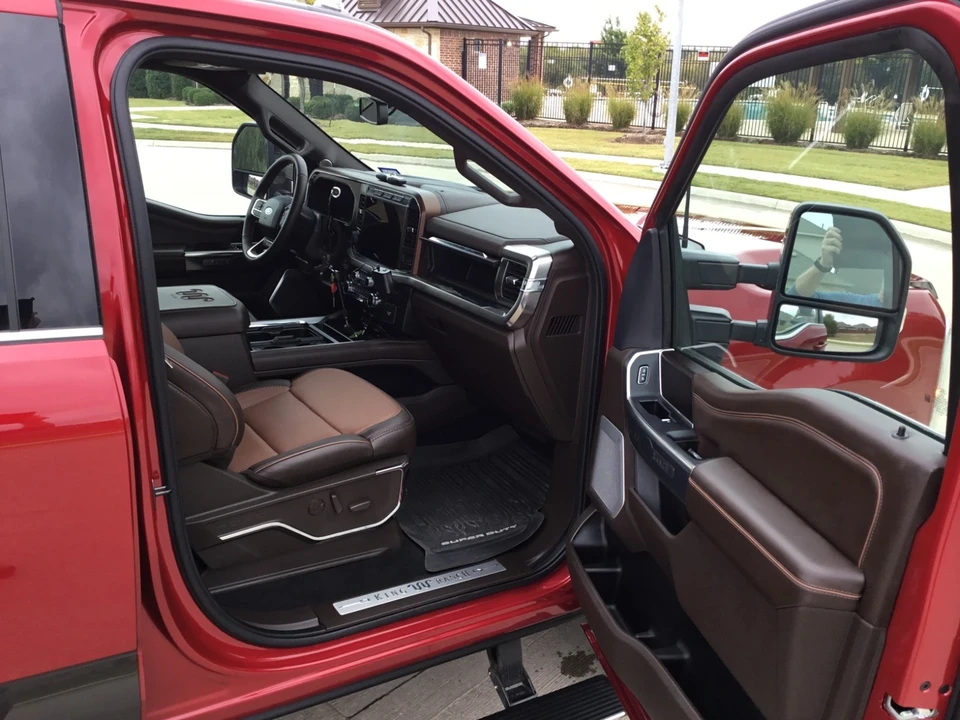 2024 Ford Super Duty 5th Gen - Image 16 of 21
