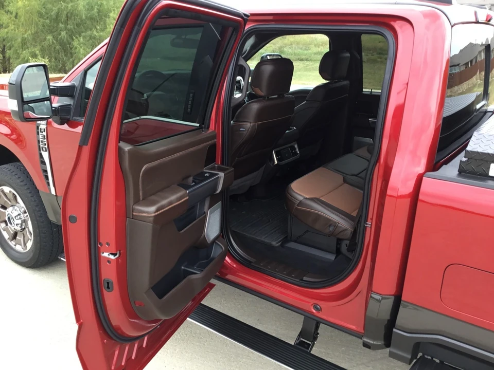 2024 Ford Super Duty 5th Gen - Image 15 of 21