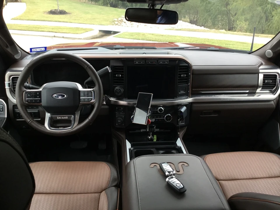 2024 Ford Super Duty 5th Gen - Image 12 of 21