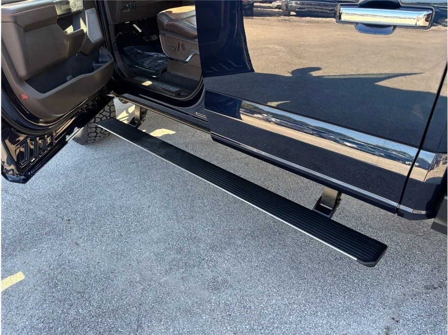 2024 Ford Super Duty 5th Gen - Image 19 of 21