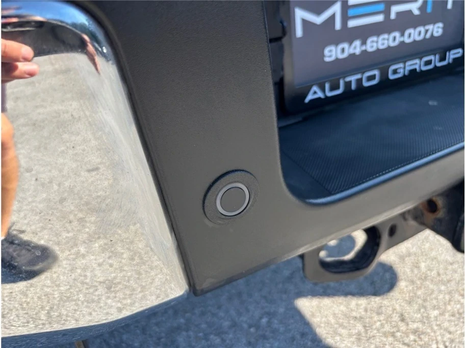 2024 Ford Super Duty 5th Gen - Image 17 of 21