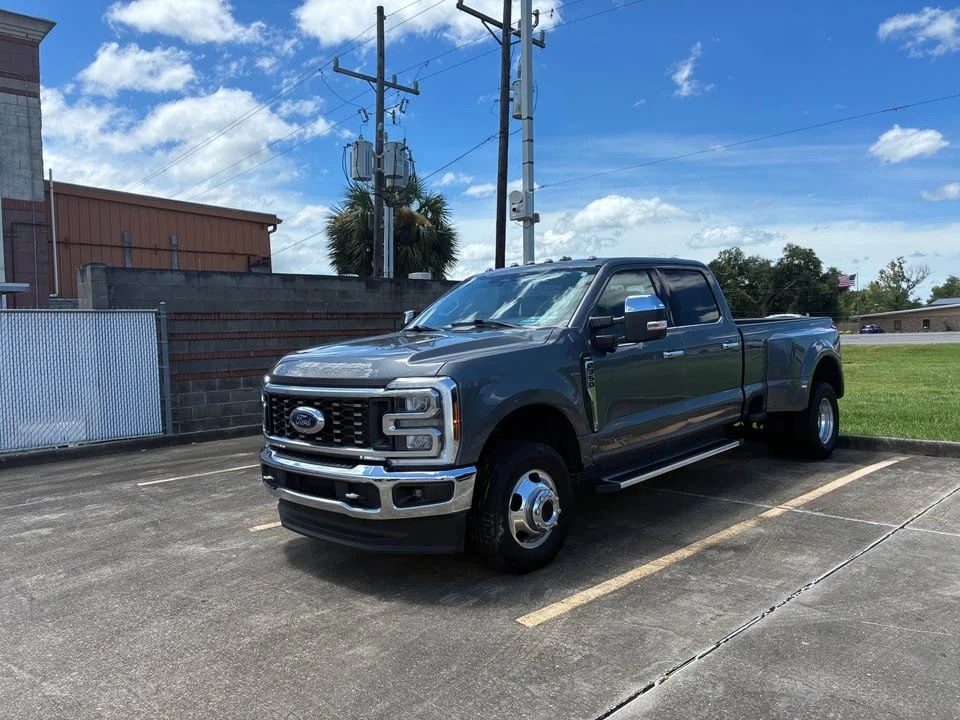 2024 Ford Super Duty 5th Gen - Image 7 of 9