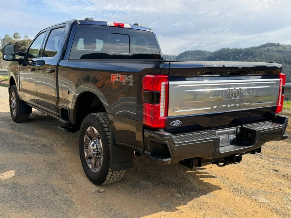 2024 Ford Super Duty 5th Gen - Image 17 of 21