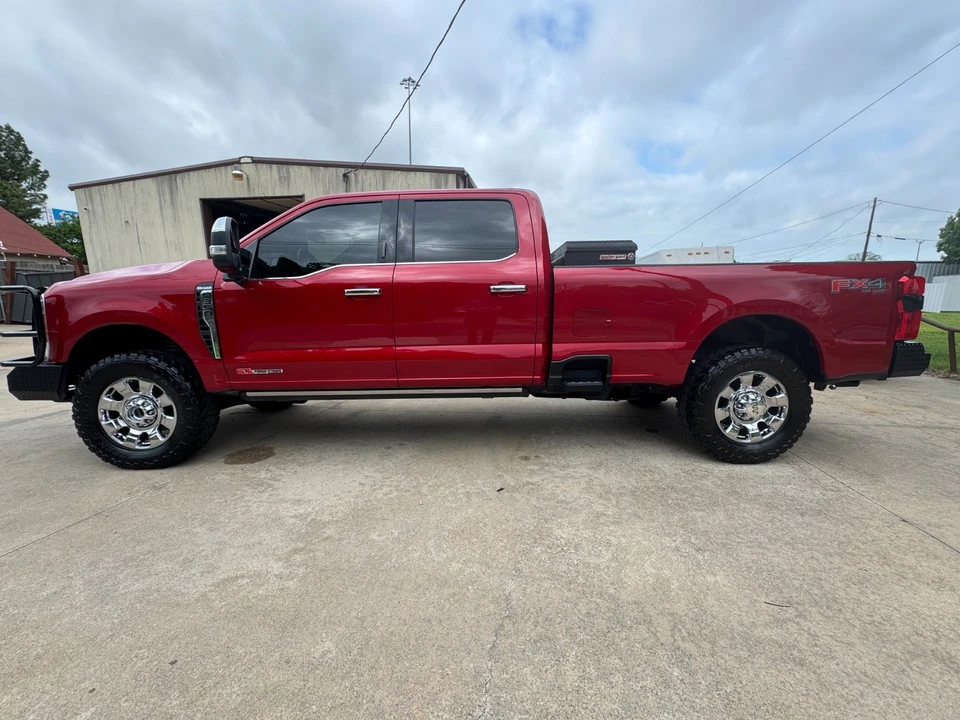 2024 Ford Super Duty 5th Gen - Image 17 of 21