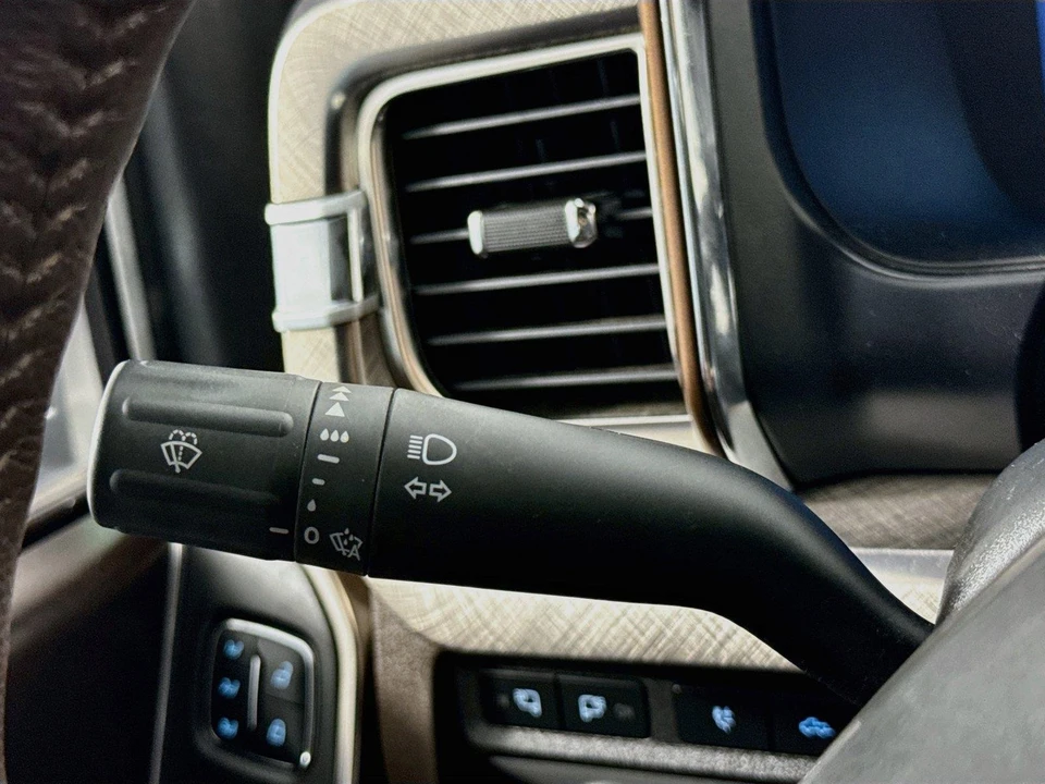 2024 Ford Super Duty 5th Gen - Image 6 of 31