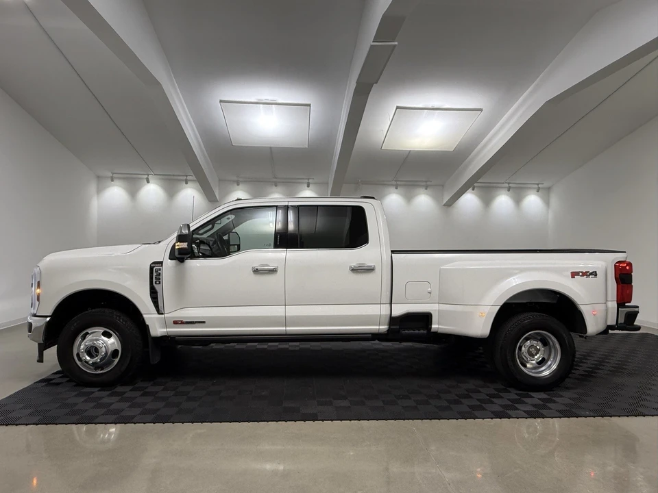 2024 Ford Super Duty 5th Gen - Image 4 of 12