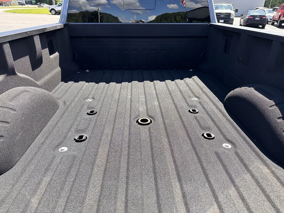 2024 Ford Super Duty 5th Gen - Image 9 of 12