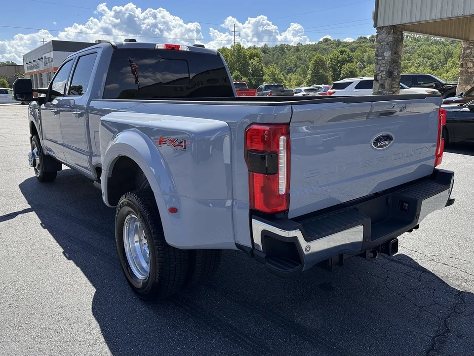 2024 Ford Super Duty 5th Gen - Image 8 of 12