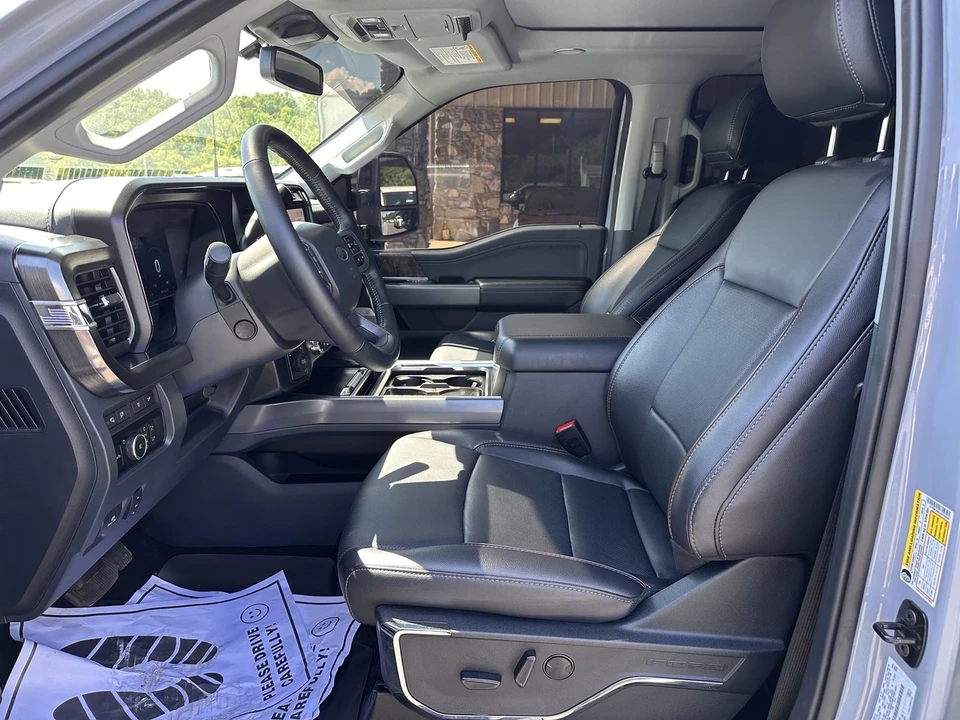 2024 Ford Super Duty 5th Gen - Image 11 of 12