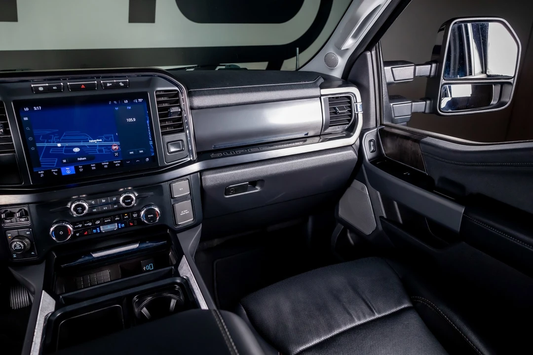 2024 Ford Super Duty 5th Gen - Image 8 of 12
