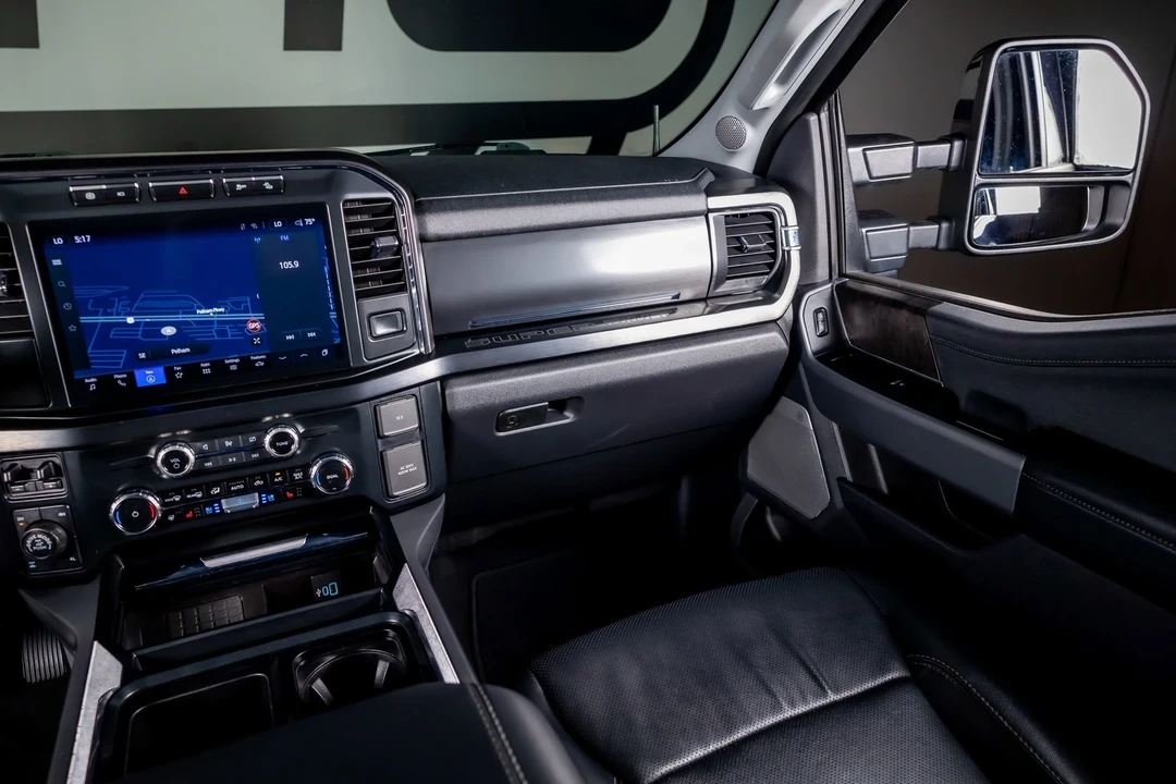 2024 Ford Super Duty 5th Gen - Image 8 of 12