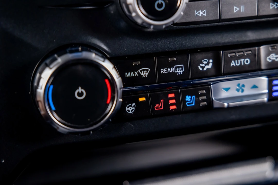 2024 Ford Super Duty 5th Gen - Image 16 of 21