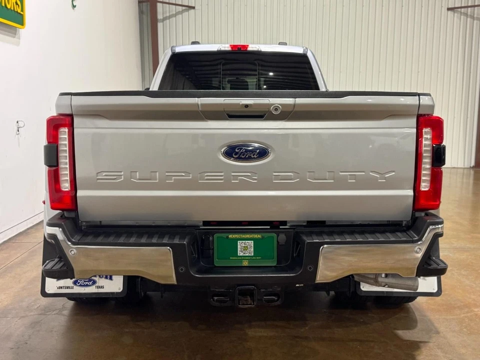 2024 Ford Super Duty 5th Gen - Image 7 of 31