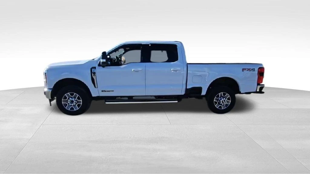 2024 Ford Super Duty 5th Gen - Image 5 of 12