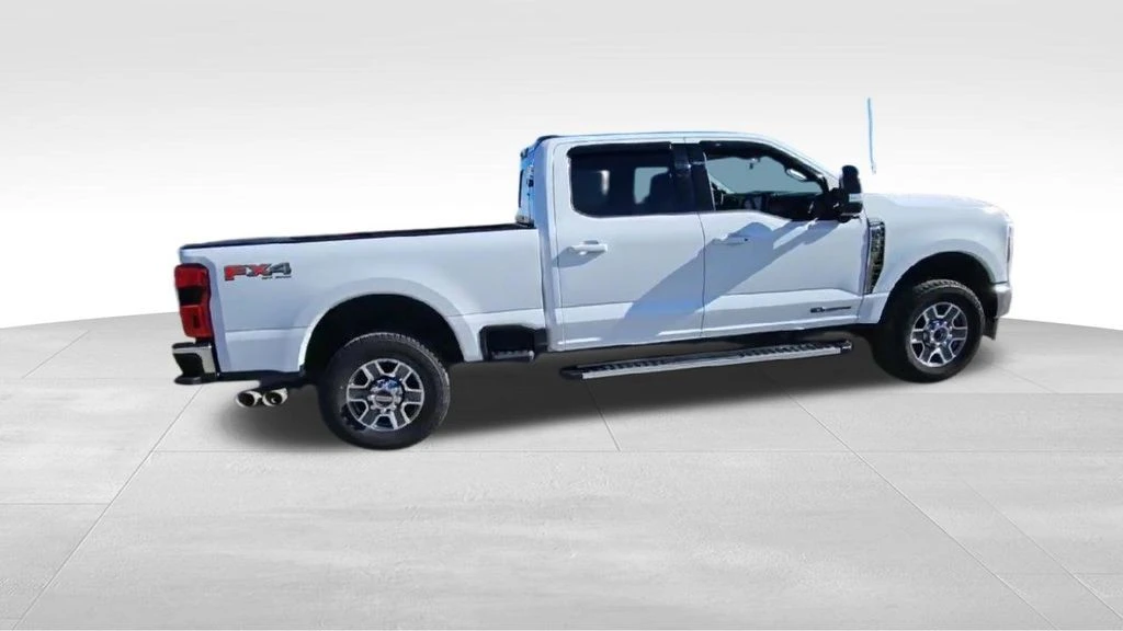 2024 Ford Super Duty 5th Gen - Image 9 of 12