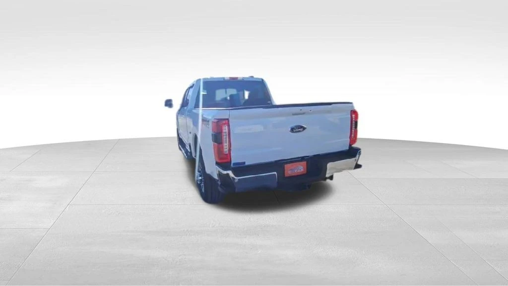 2024 Ford Super Duty 5th Gen - Image 7 of 12