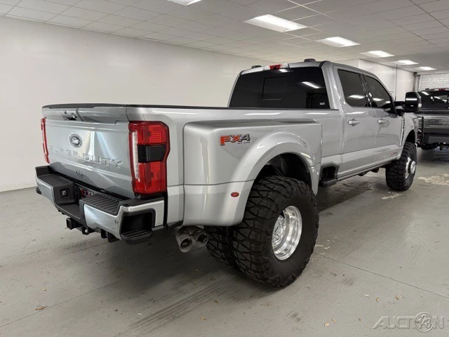 2024 Ford Super Duty 5th Gen - Image 5 of 20