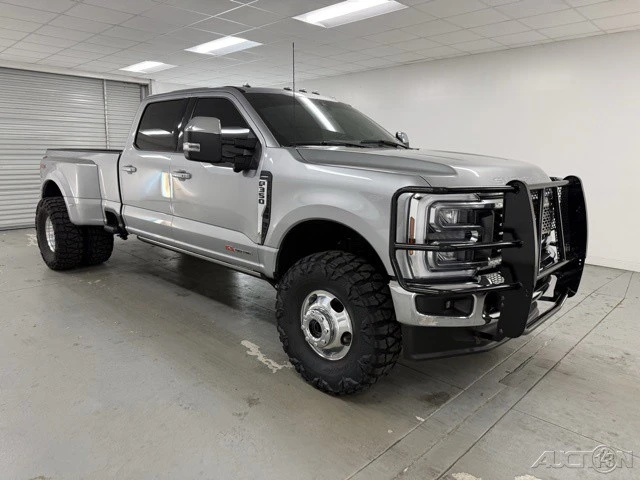 2024 Ford Super Duty 5th Gen - Image 3 of 20