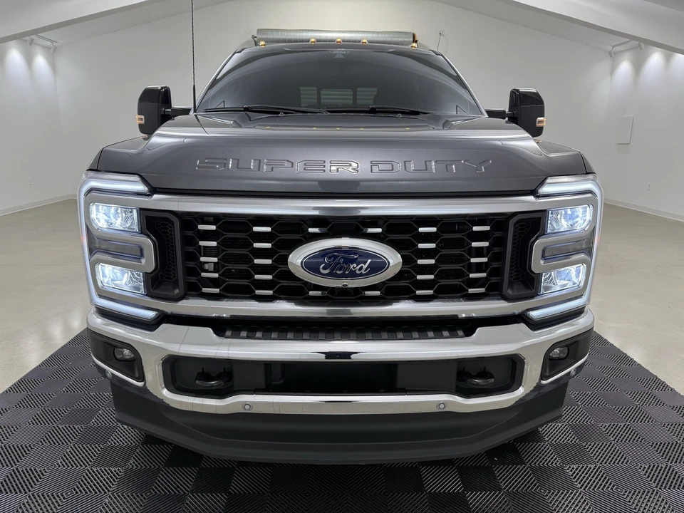 2024 Ford Super Duty 5th Gen - Image 2 of 12