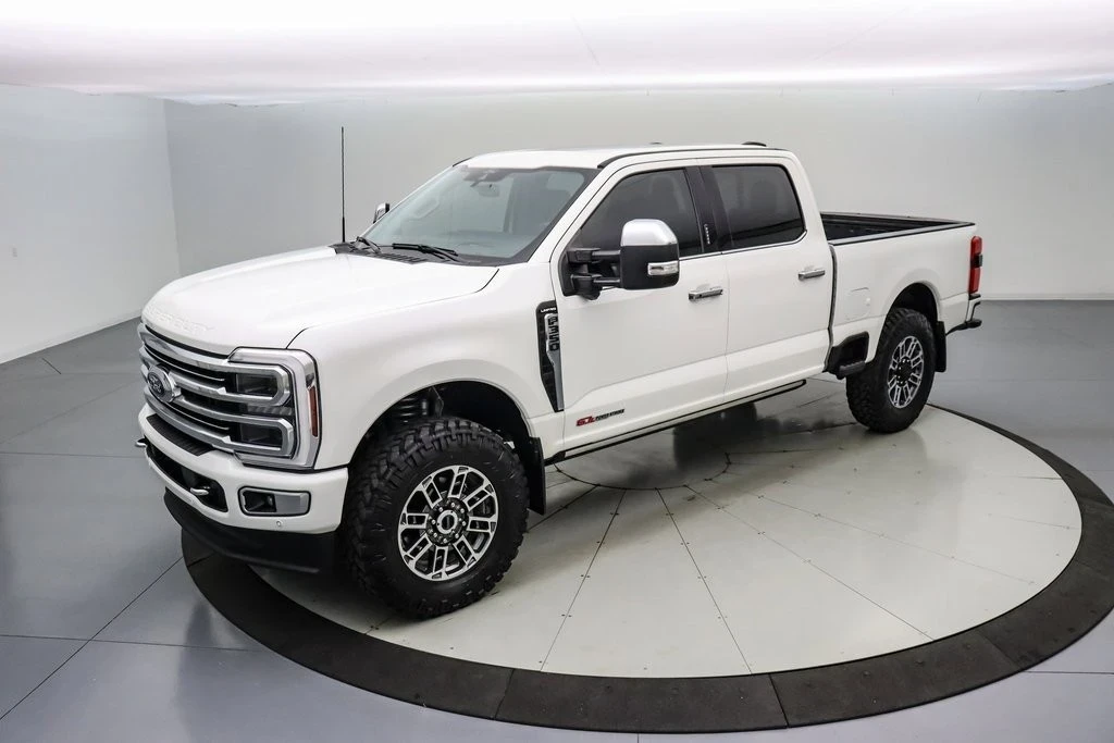 2024 Ford Super Duty 5th Gen - Image 11 of 21