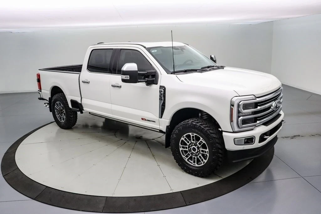 2024 Ford Super Duty 5th Gen - Image 2 of 21