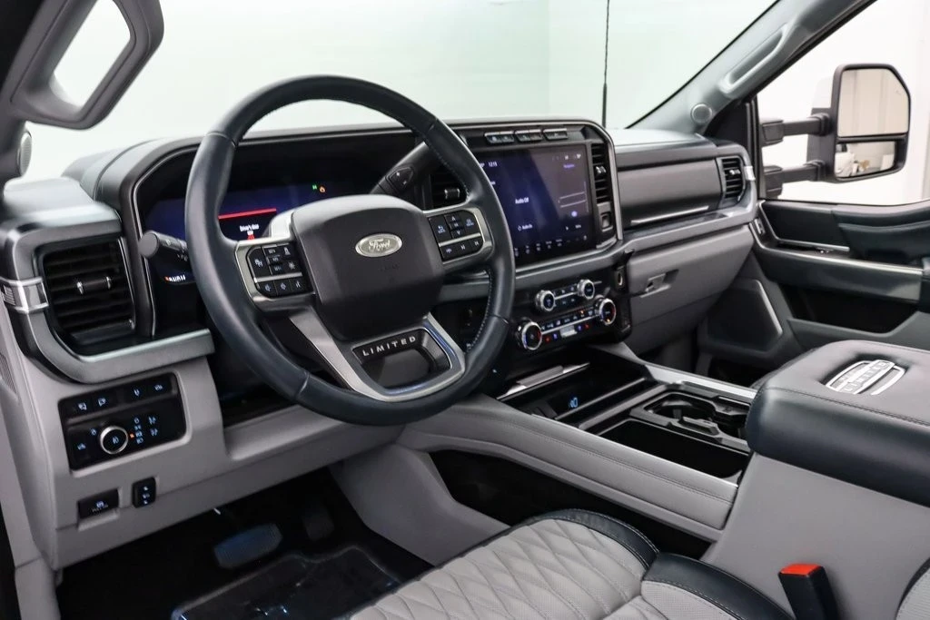 2024 Ford Super Duty 5th Gen - Image 16 of 21