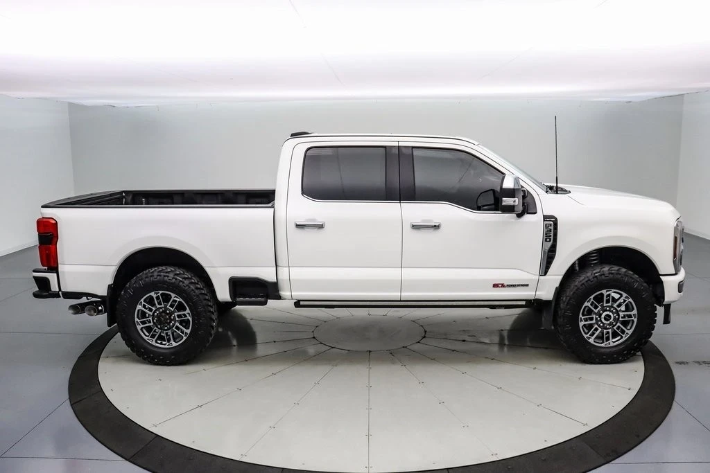 2024 Ford Super Duty 5th Gen - Image 4 of 21