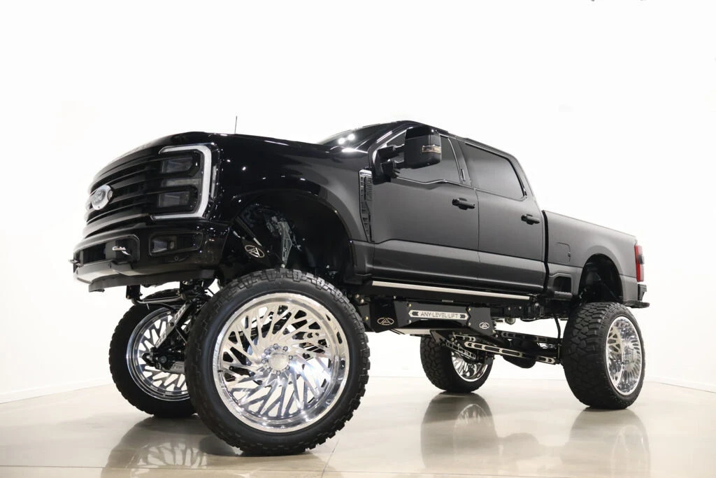 2024 Ford Super Duty 5th Gen - Image 2 of 21