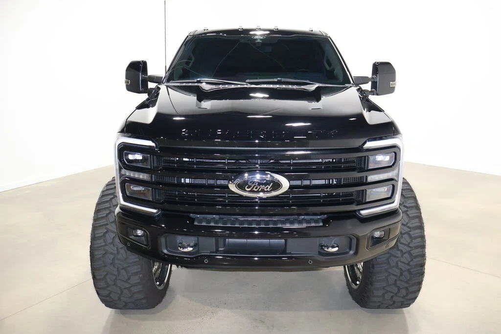 2024 Ford Super Duty 5th Gen - Image 18 of 21
