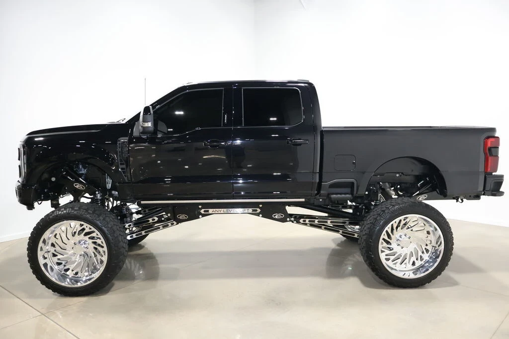 2024 Ford Super Duty 5th Gen - Image 6 of 21