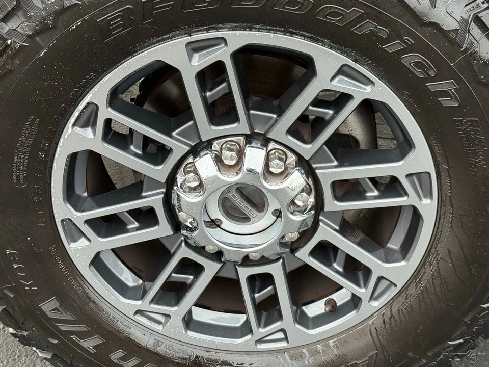 2024 Ford Super Duty 5th Gen - Image 10 of 12