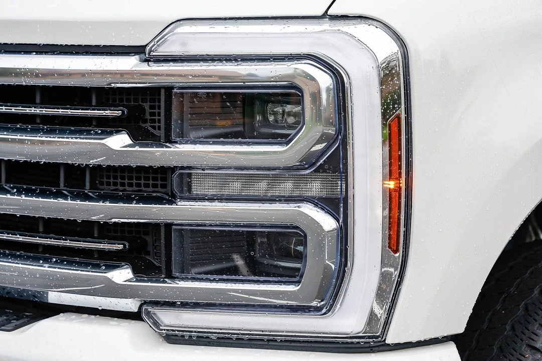 2024 Ford Super Duty 5th Gen - Image 7 of 12