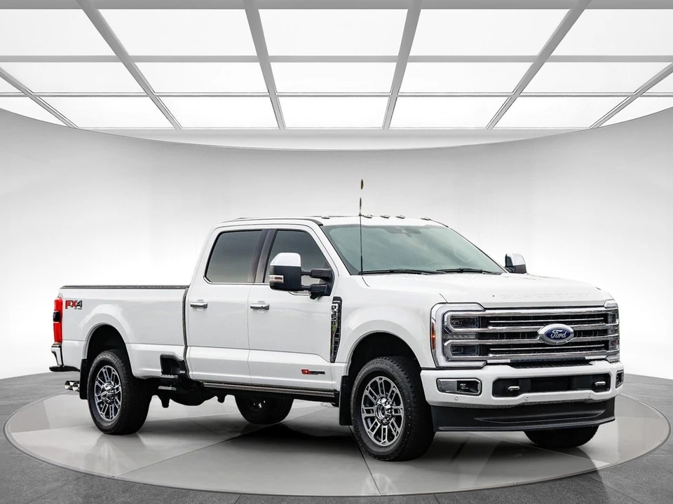 2024 Ford Super Duty 5th Gen - Image 5 of 12
