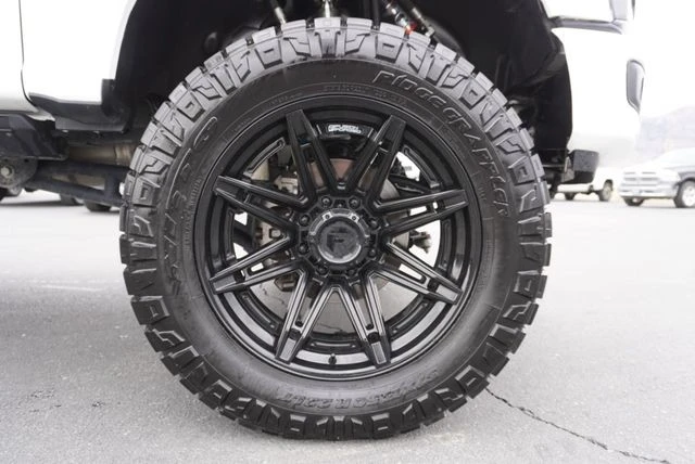 2024 Ford Super Duty 5th Gen - Image 14 of 21