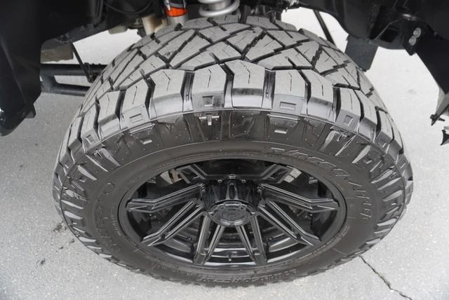 2024 Ford Super Duty 5th Gen - Image 16 of 21