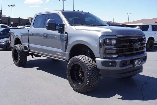 2024 Ford Super Duty 5th Gen - Image 17 of 21