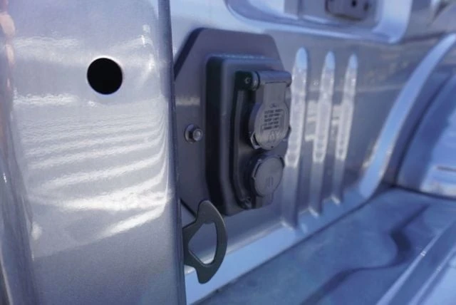 2024 Ford Super Duty 5th Gen - Image 13 of 21