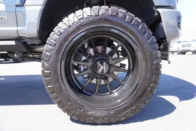 2024 Ford Super Duty 5th Gen - Image 18 of 21