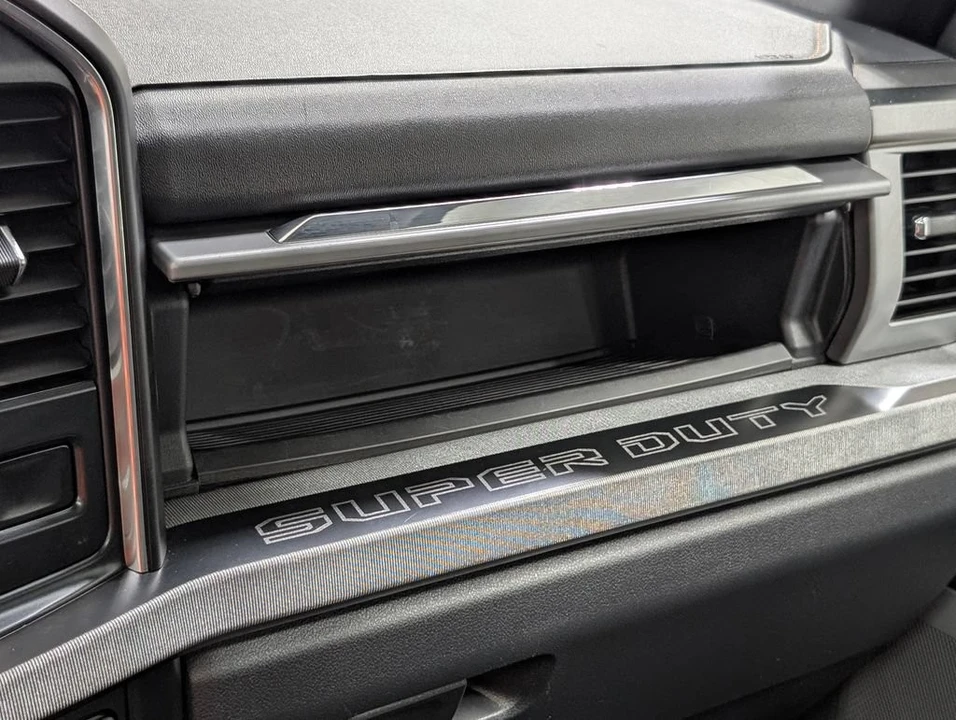 2024 Ford Super Duty 5th Gen - Image 13 of 31