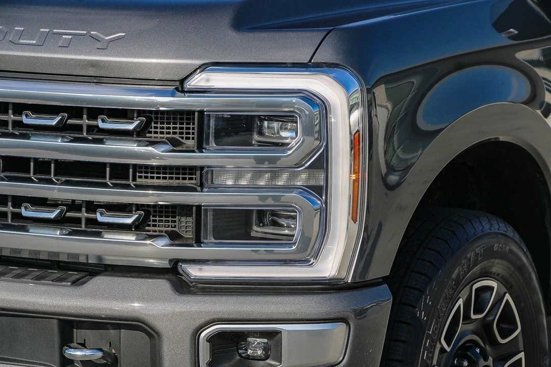 2024 Ford Super Duty 5th Gen - Image 8 of 12