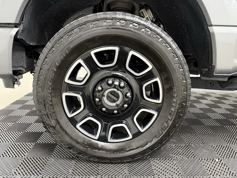 2024 Ford Super Duty 5th Gen - Image 13 of 21